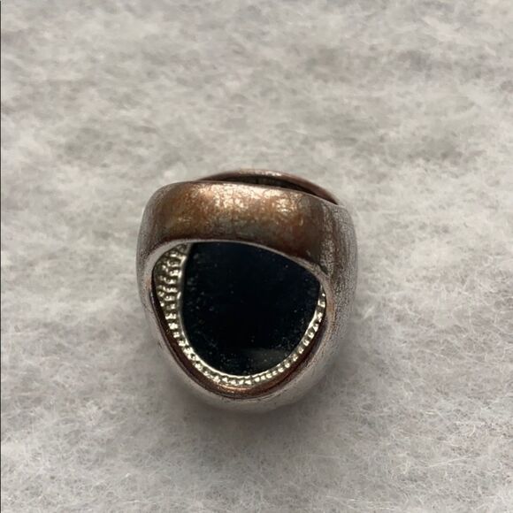 Funky polished black stone & silver tone ring 6.5 - Picture 16 of 16